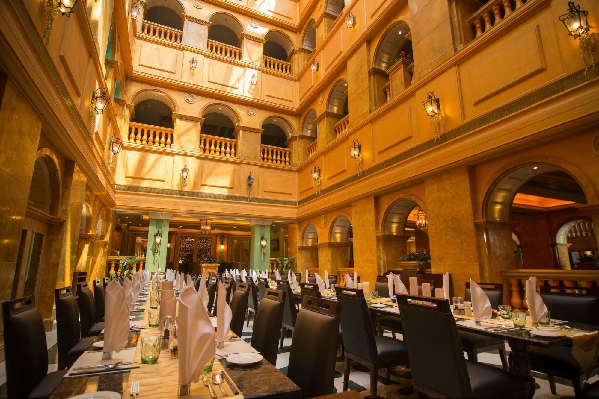 Malachite Hotel Dongguan ตงกวน ภายนอก รูปภาพ